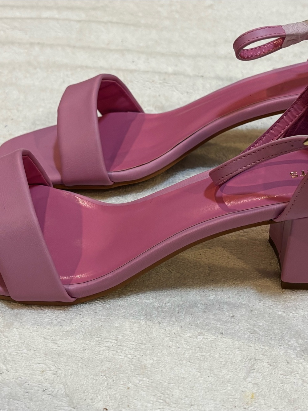 Brand New Heels By DREAM PAIRS - Size 12 - Heel Height 2.5 Inches - Bix 83 - Picture 3 of 7